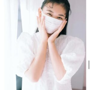 小顔化粧品で新顔トレ〜ViVi公式マガジンにSBCP生ミネラルミスト＋が掲載されました。